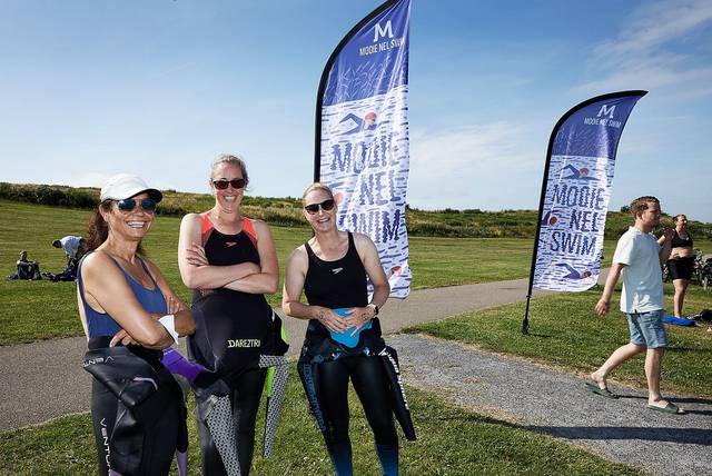 Mooie Nel Swim 2022 — foto 5 van 137