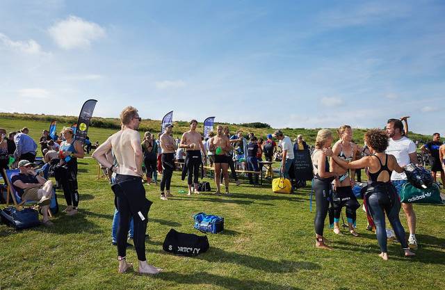Mooie Nel Swim 2022 — foto 13 van 137