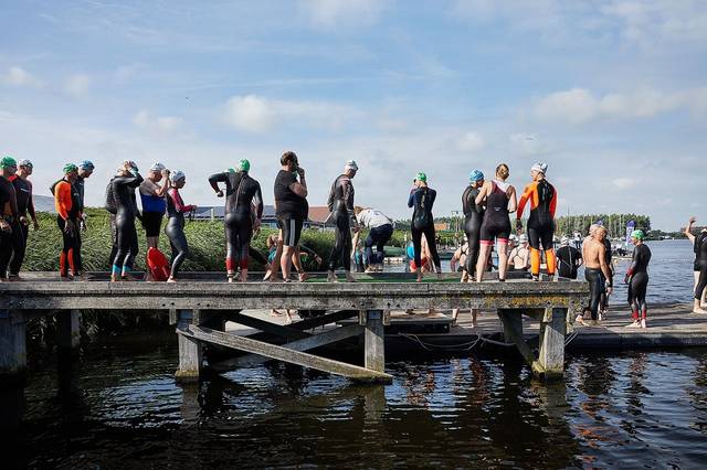 Mooie Nel Swim 2022 — foto 17 van 137