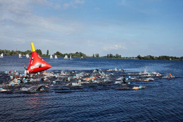 Mooie Nel Swim 2022 — foto 29 van 137