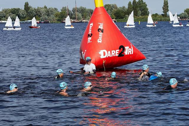 Mooie Nel Swim 2022 — foto 32 van 137