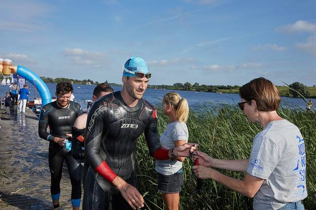 Mooie Nel Swim 2022 — foto 57 van 137