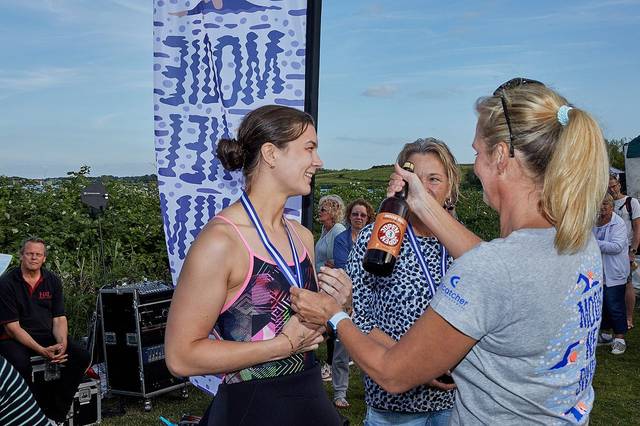 Mooie Nel Swim 2022 — foto 102 van 137