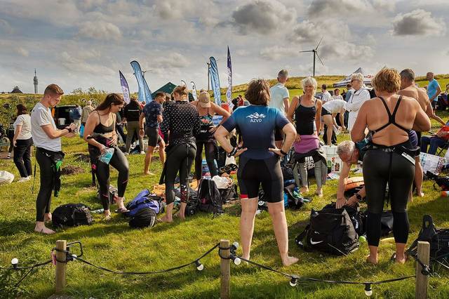 Mooie Nel Swim 2024 — foto 35 van 162