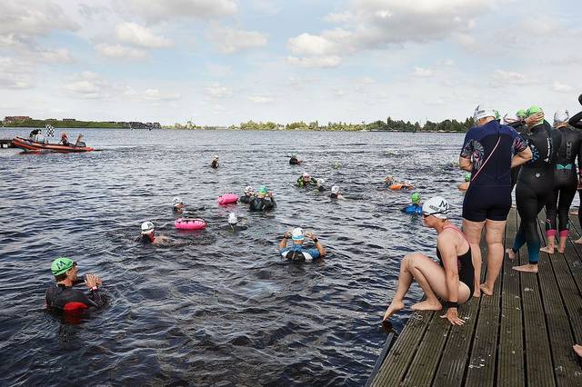 Mooie Nel Swim 2024 — foto 41 van 162