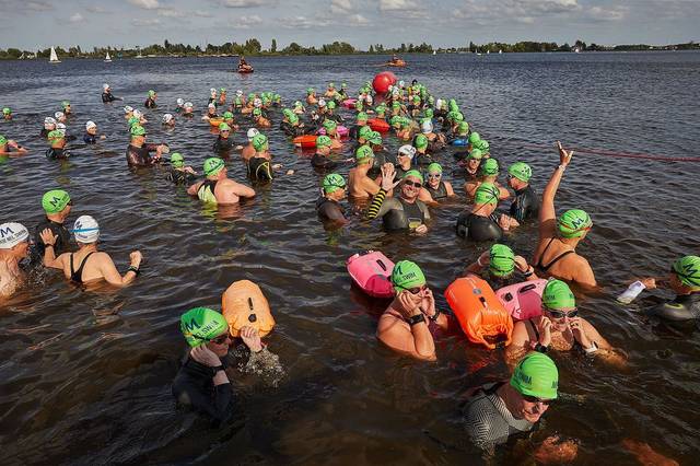 Mooie Nel Swim 2024 — foto 48 van 162