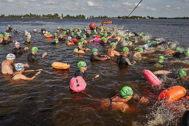 Mooie Nel Swim 2024 — foto 49 van 162