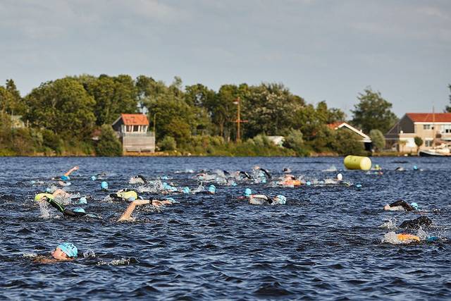 Mooie Nel Swim 2024 — foto 68 van 162