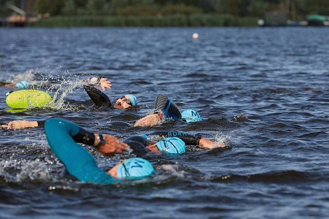 Mooie Nel Swim 2024 — foto 70 van 162