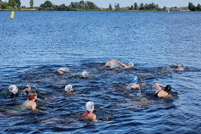 Mooie Nel Swim 2026 — foto 38 van 210