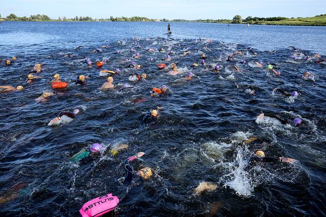 Mooie Nel Swim 2026 — foto 81 van 210