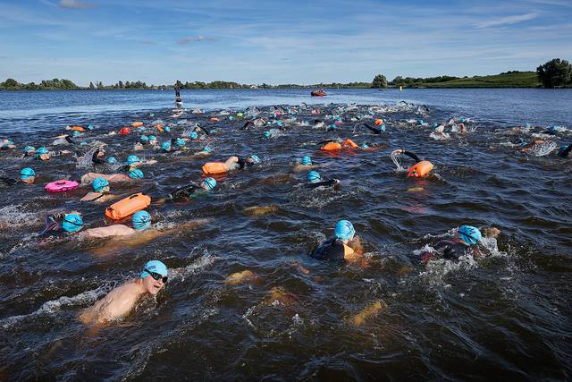Mooie Nel Swim 2026 — foto 92 van 210