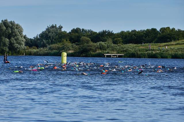 Mooie Nel Swim 2026 — foto 93 van 210